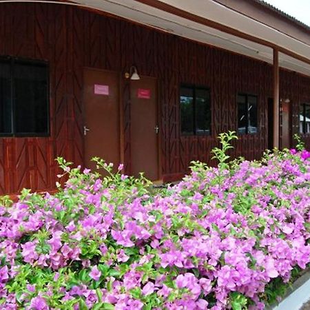 Bougainvilla Resort Port Dickson Exterior foto